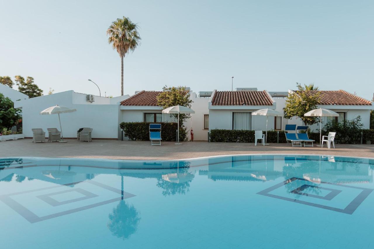 Resort Fior Di Sardegna Posada  Exterior foto