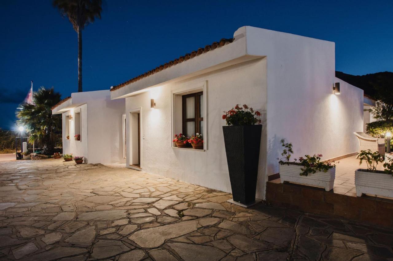 Resort Fior Di Sardegna Posada  Exterior foto