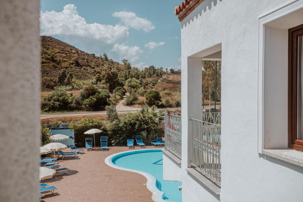 Resort Fior Di Sardegna Posada  Exterior foto